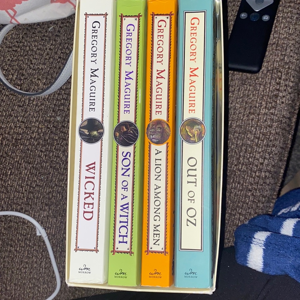 The Wicked Years Complete Set